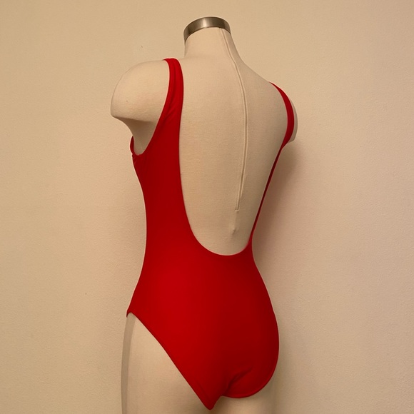 🔥Suns Out Buns Out🔥Swimsuit - Picture 5 of 5